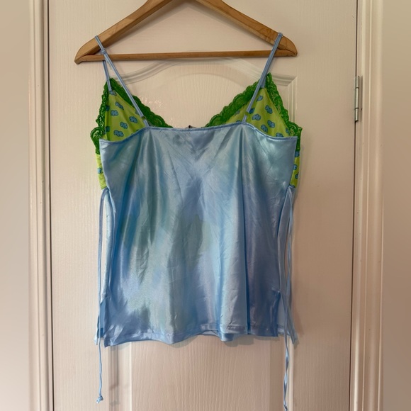 Y2K 🍀 Good Luck Bear Camisole Tank Top - Picture 11 of 16